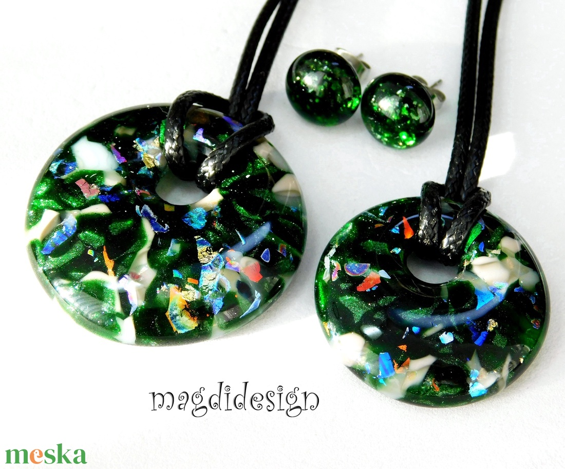 MAXI Smaragdzöld színpompa üvegékszer nyaklánc - ékszer - nyaklánc - medálos nyaklánc - Meska.hu