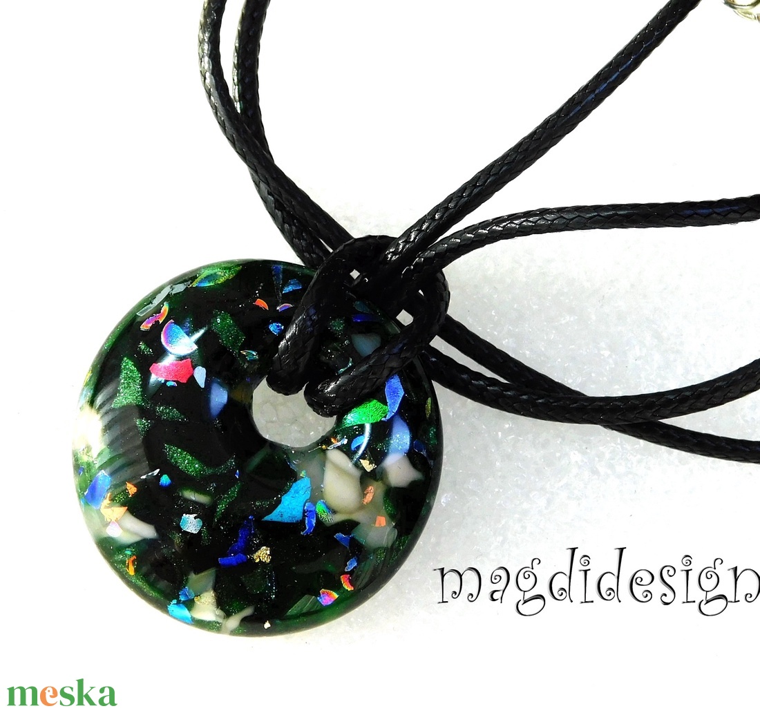 Smaragdzöld színpompa üvegékszer nyaklánc - ékszer - nyaklánc - medálos nyaklánc - Meska.hu