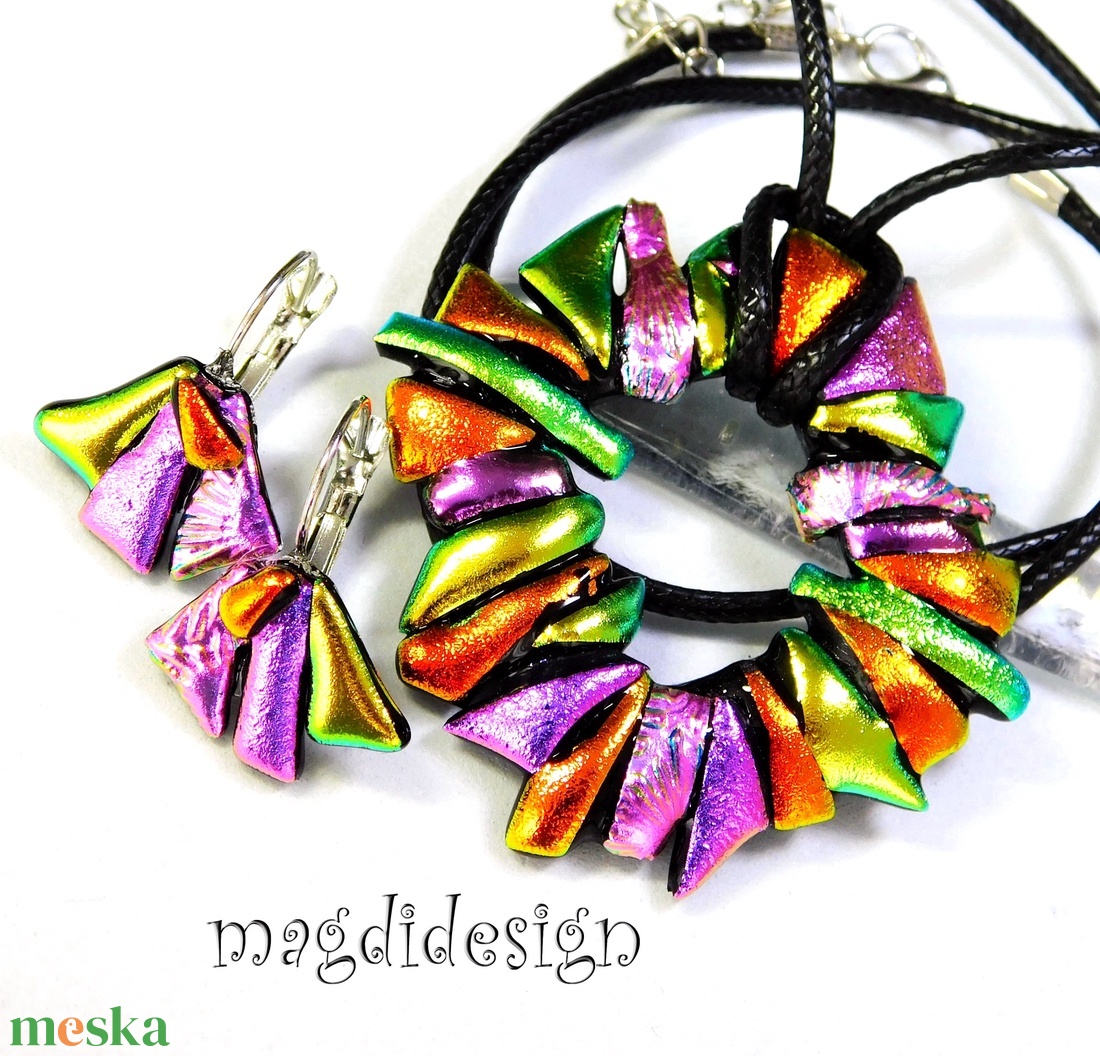 MAXI narancs-arany-rózsaszín dichroic üvegékszer szett nyaklánc kapcsos fülbevaló 1 - ékszer - ékszerszett - Meska.hu
