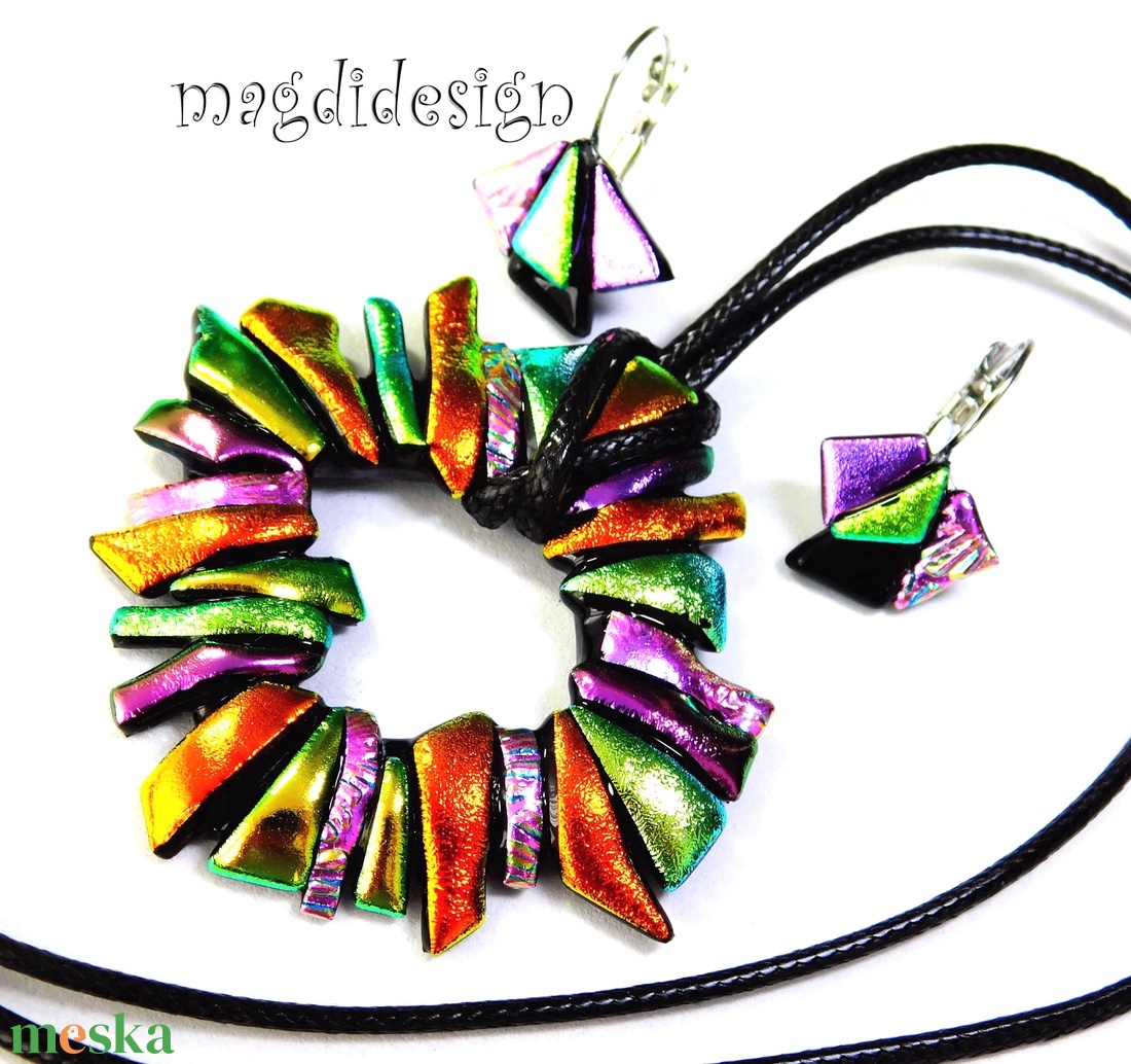 MAXI narancs-arany-rózsaszín dichroic üvegékszer szett nyaklánc kapcsos fülbevaló 1 - ékszer - ékszerszett - Meska.hu