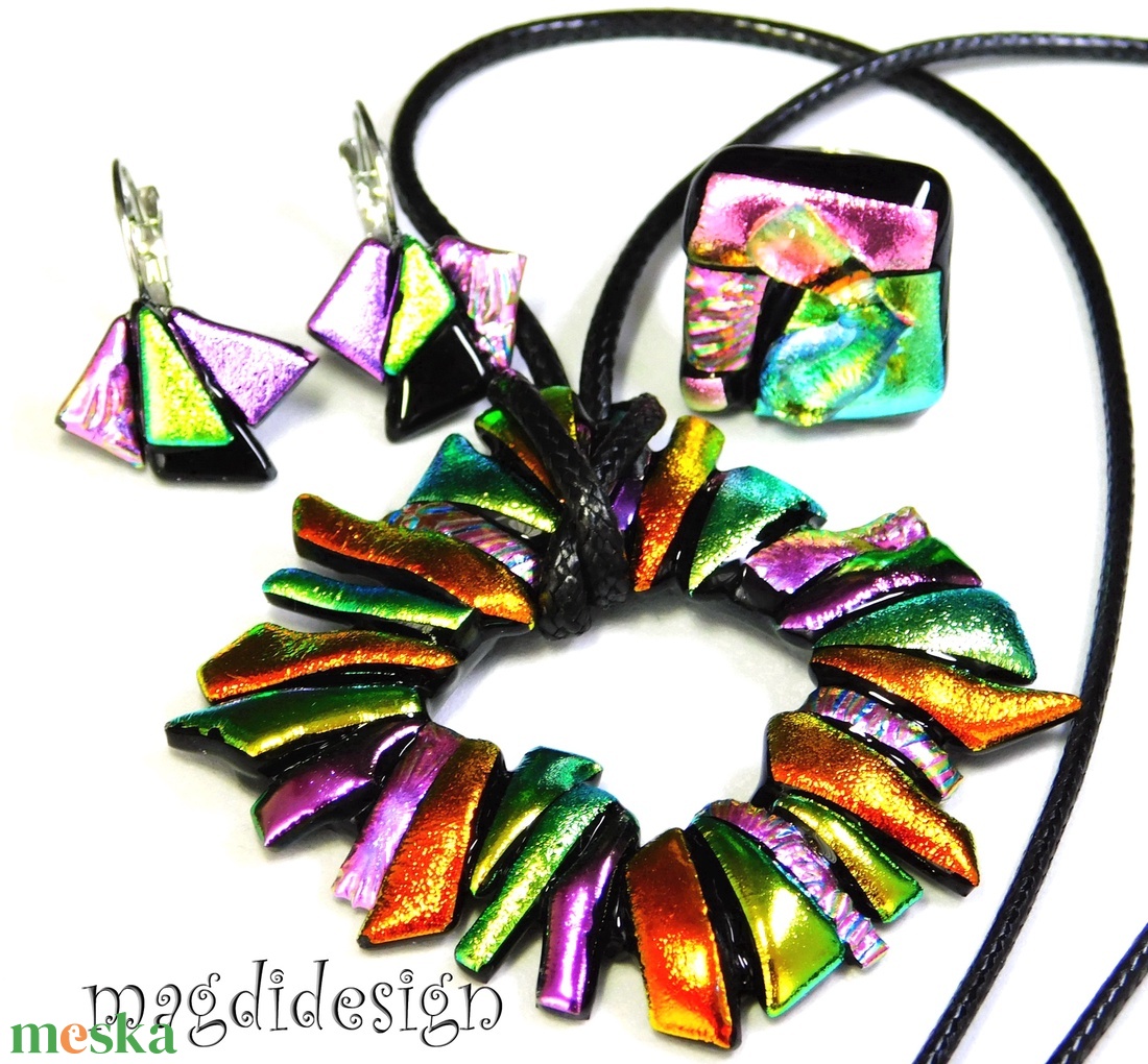 MAXI narancs-arany-rózsaszín dichroic üvegékszer szett nyaklánc kapcsos fülbevaló 1 - ékszer - ékszerszett - Meska.hu
