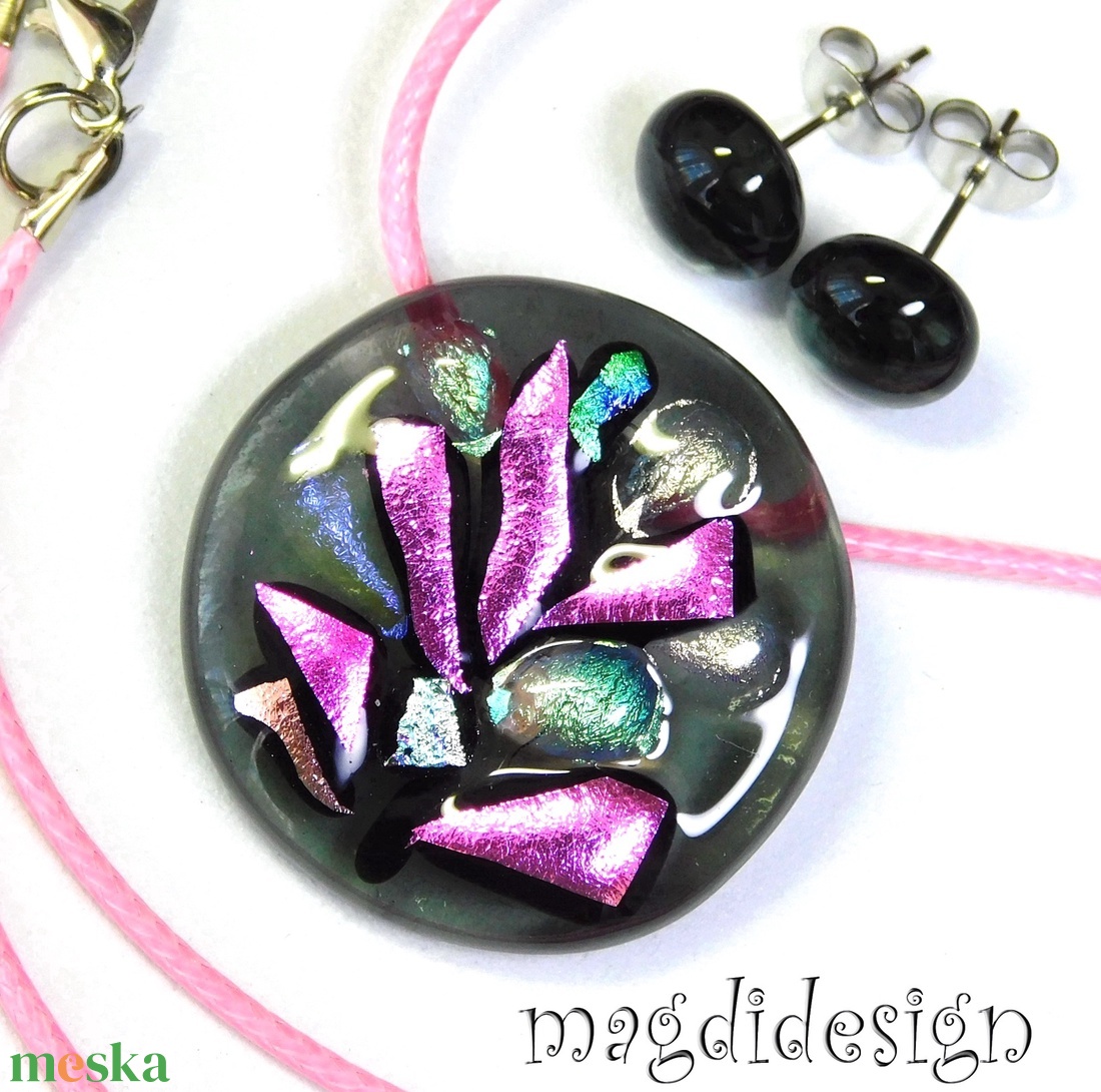 Hulló virágszirmok szürkén üvegékszer szett nyaklánc stiftes fülbevaló 1 - ékszer - ékszerszett - Meska.hu