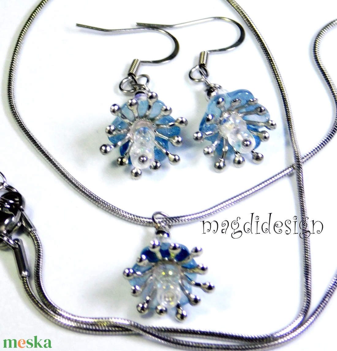 Harangvirág nyaklánc, lógós fülbevaló  szett - ékszer - ékszerszett - Meska.hu