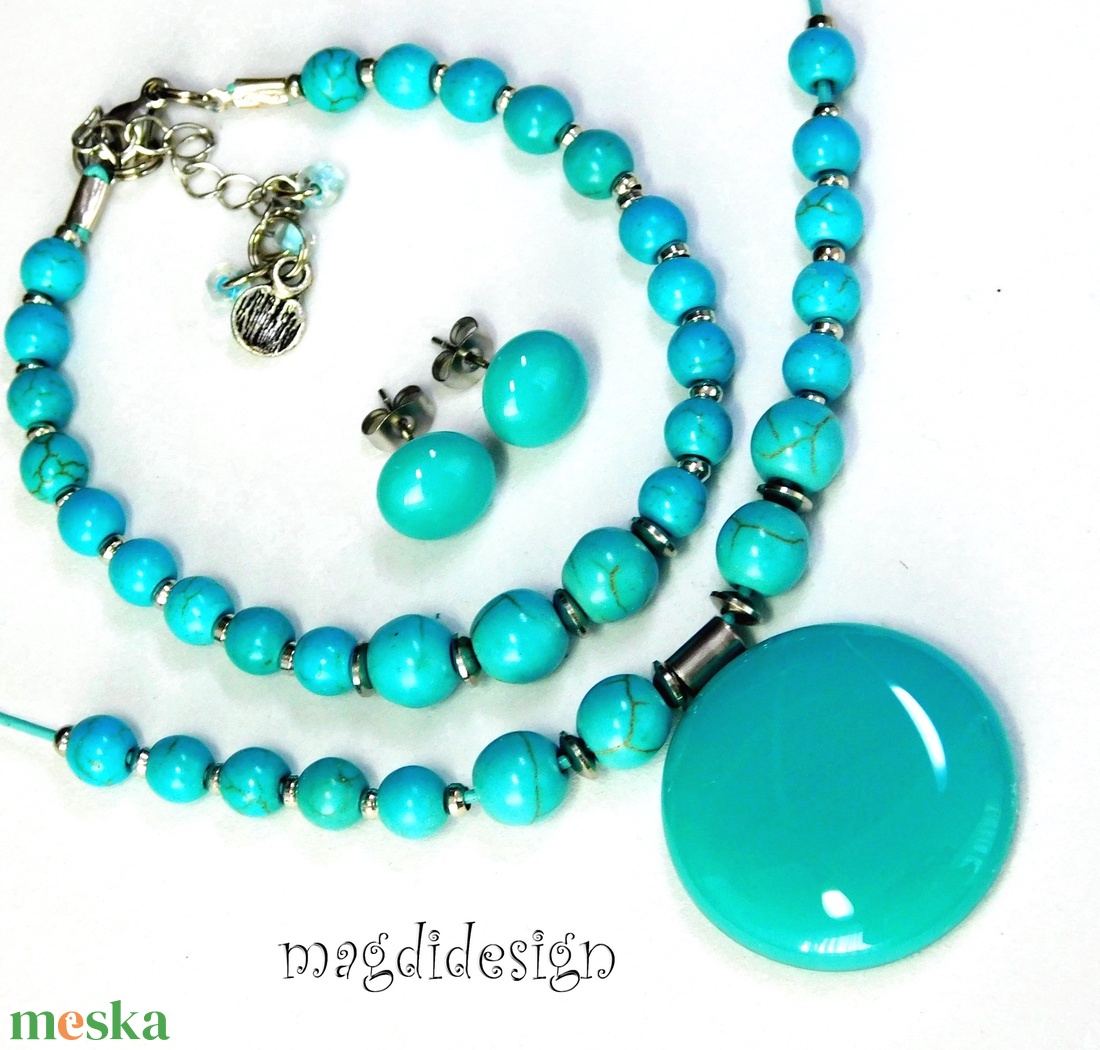 Türkiz ásványköves üvegékszer szett nyaklánc stiftes fülbevaló - ékszer - ékszerszett - Meska.hu
