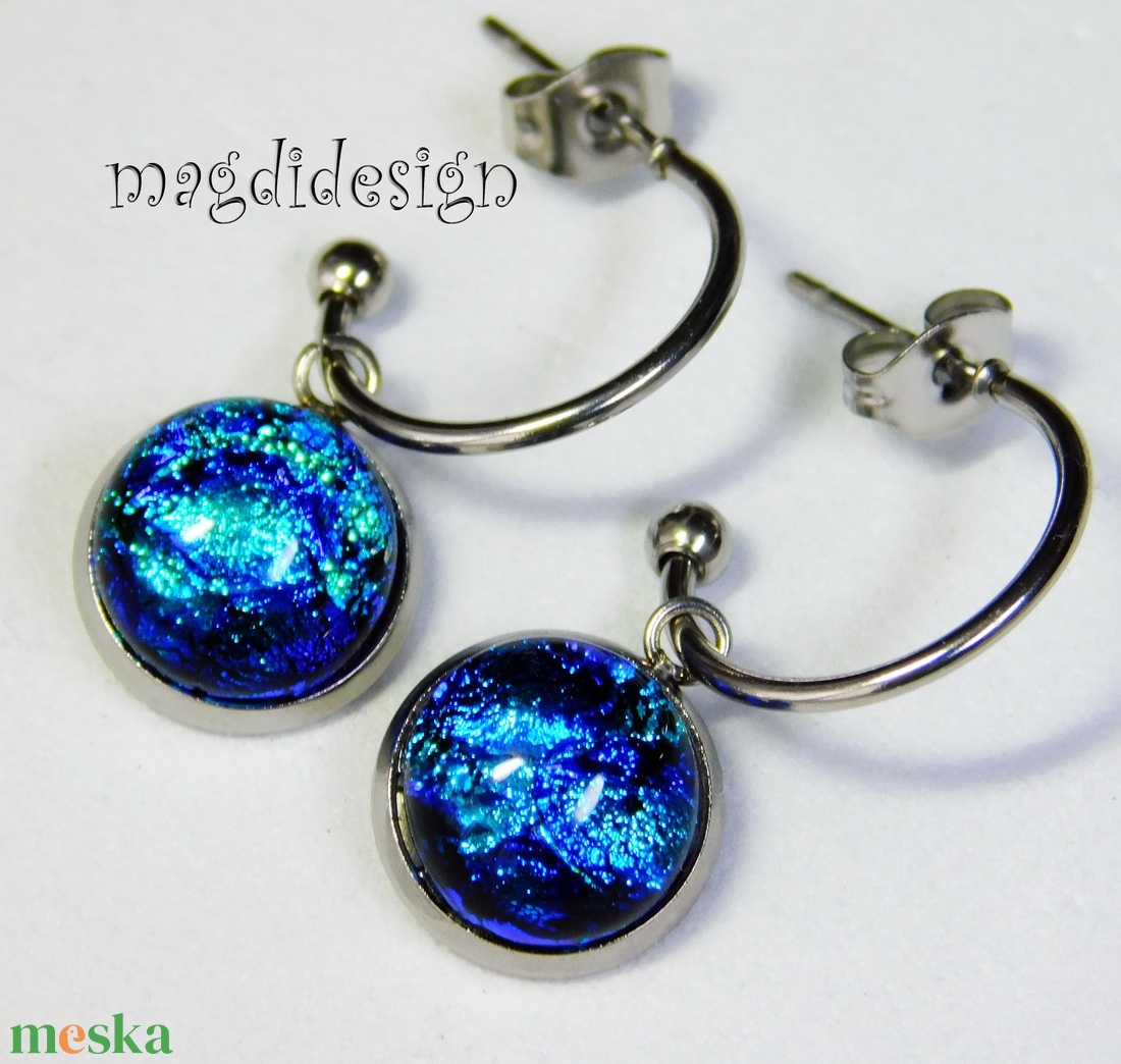Kék csillámtenger dichroic üvegékszer stiftes lógós nemesacél fülbevaló - ékszer - fülbevaló - lógó fülbevaló - Meska.hu