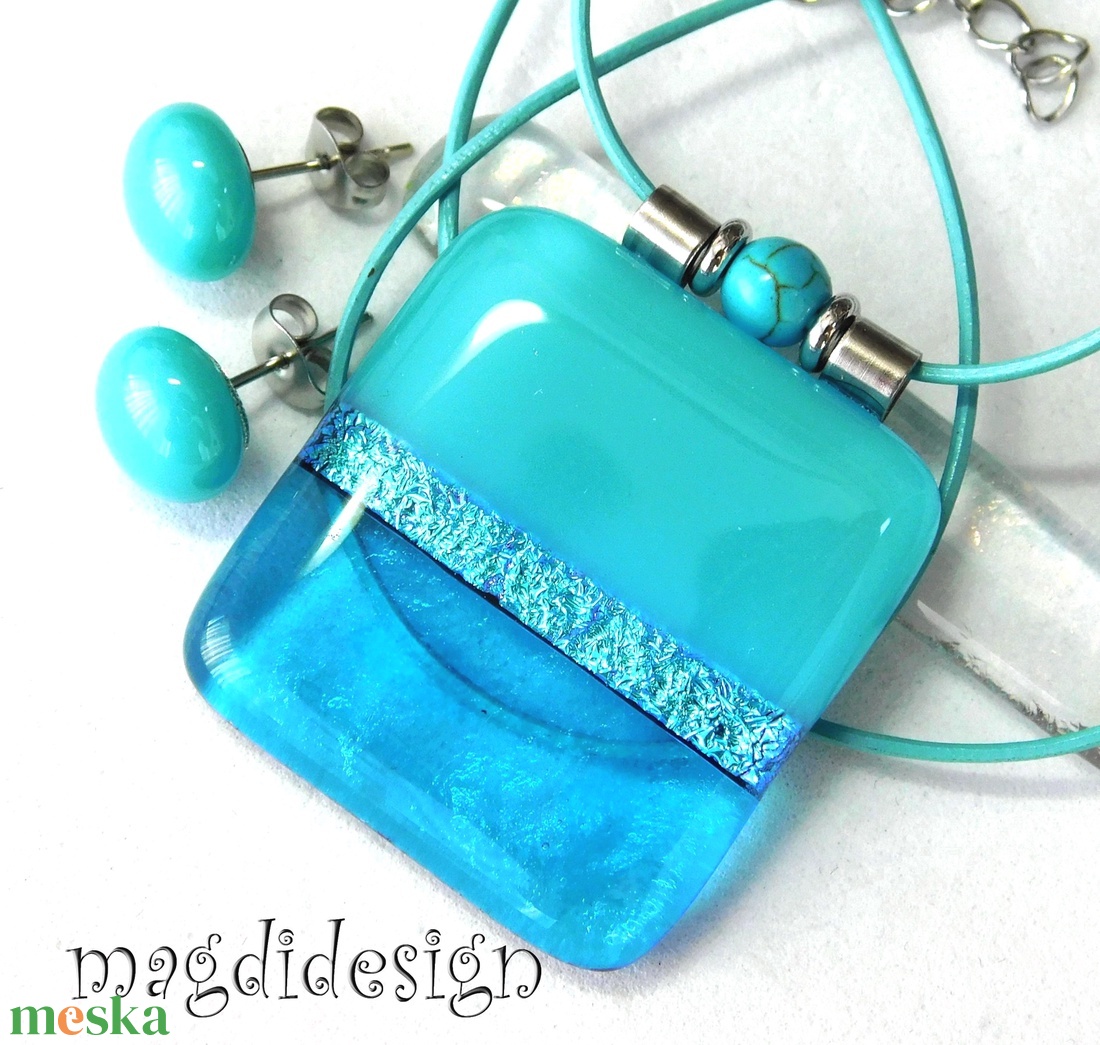 Türkiz-kék színtrió üvegékszer szett nyaklánc stiftes fülbevaló - ékszer - ékszerszett - Meska.hu