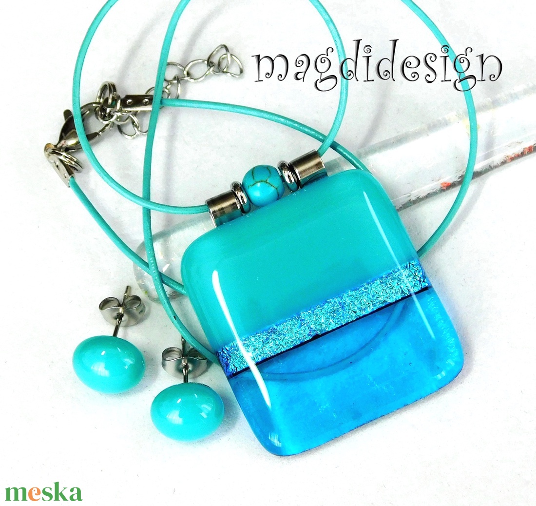 Türkiz-kék színtrió üvegékszer szett nyaklánc stiftes fülbevaló - ékszer - ékszerszett - Meska.hu