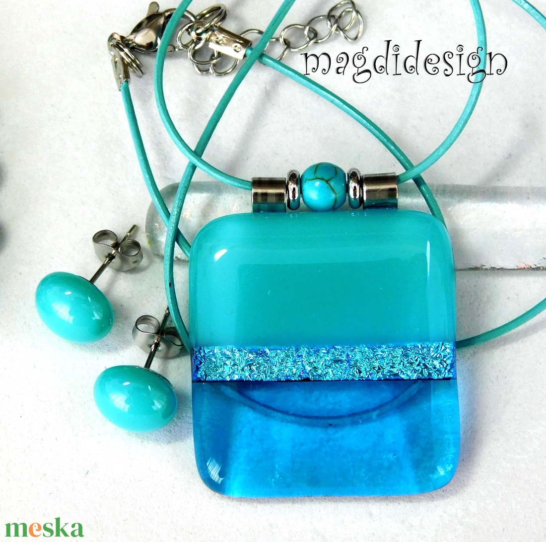 Türkiz-kék színtrió üvegékszer szett nyaklánc stiftes fülbevaló - ékszer - ékszerszett - Meska.hu