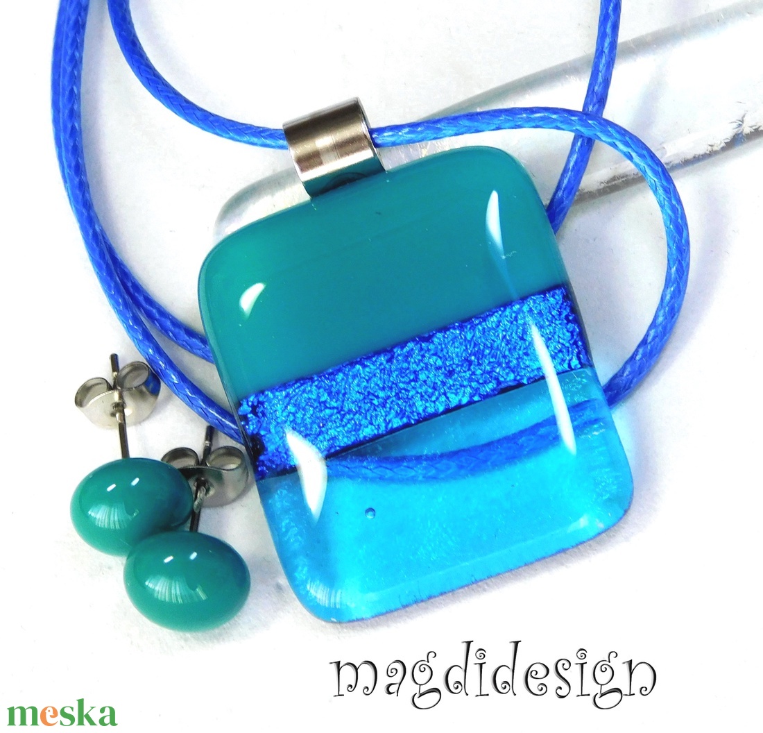 Türkiz színtrió üvegékszer szett nyaklánc stiftes fülbevaló  - ékszer - ékszerszett - Meska.hu