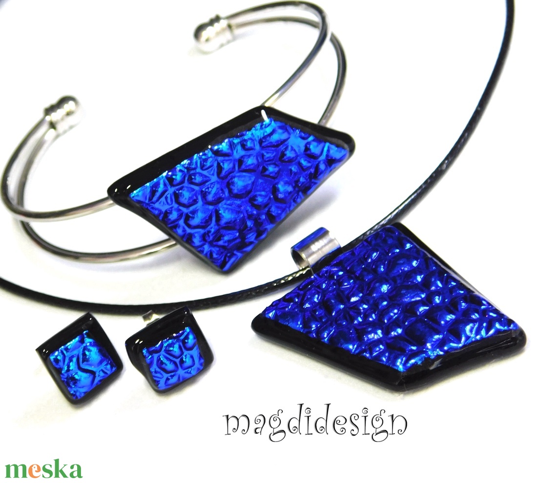 Kék kavicsok dichroic üvegékszer szett nyaklánc, karkötő,  stiftes fülbevaló  - ékszer - ékszerszett - Meska.hu