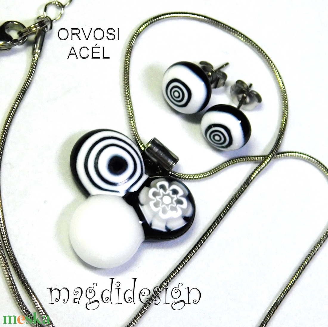 Fekete-fehér bogyós színtrió üvegékszer szett nyaklánc stiftes fülbevaló 1 - ékszer - ékszerszett - Meska.hu