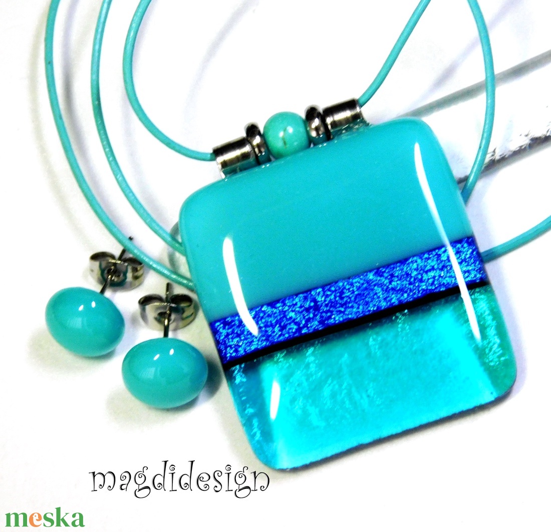Türkiz-kék színtrió üvegékszer szett nyaklánc stiftes fülbevaló 2 - ékszer - ékszerszett - Meska.hu