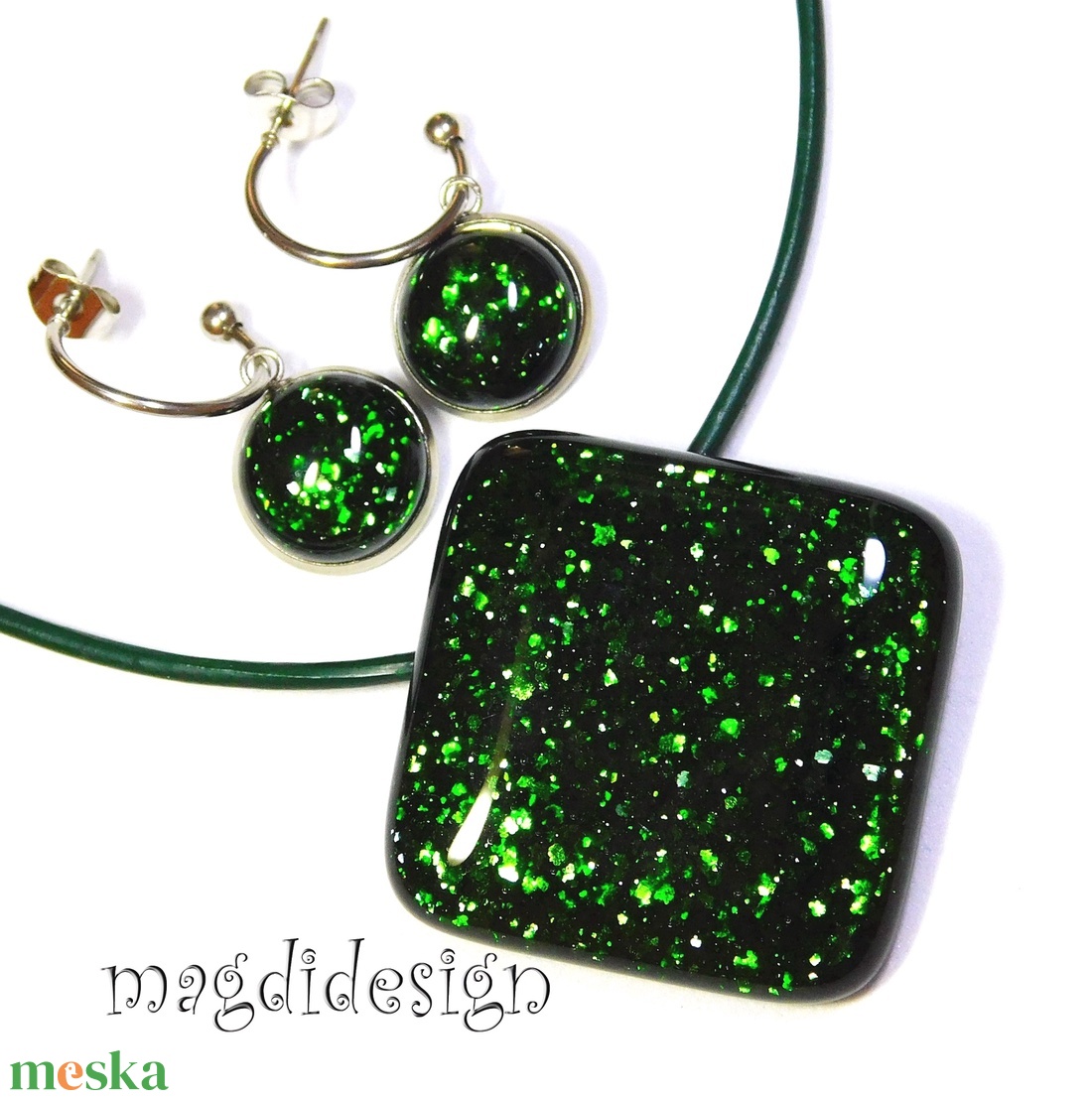 Zöld aventurin csillogás üvegékszer szett, nyaklánc, lógós fülbevaló - ékszer - ékszerszett - Meska.hu