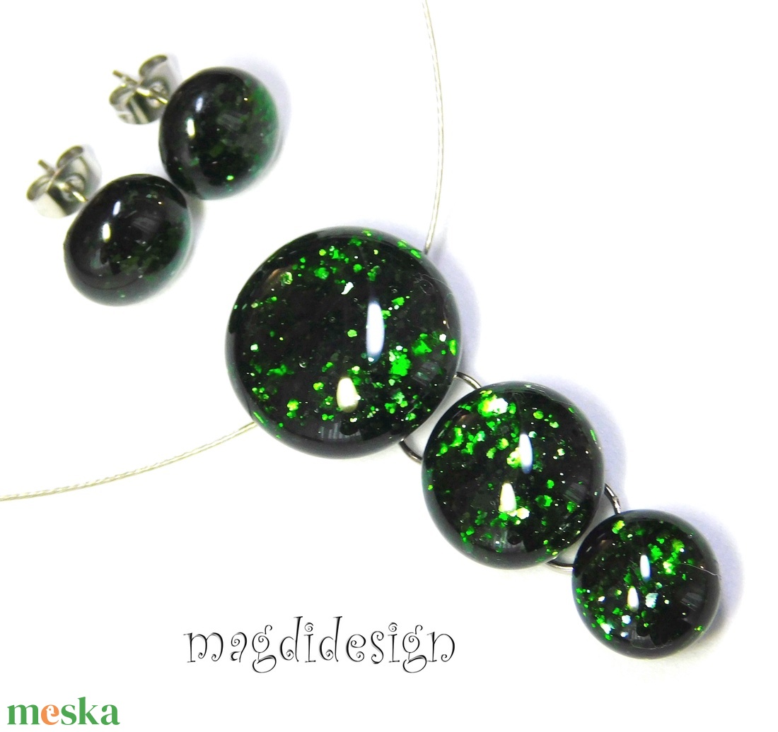 Zöld aventurin csillogás üvegékszer szett, nyaklánc, stiftes fülbevaló - ékszer - ékszerszett - Meska.hu