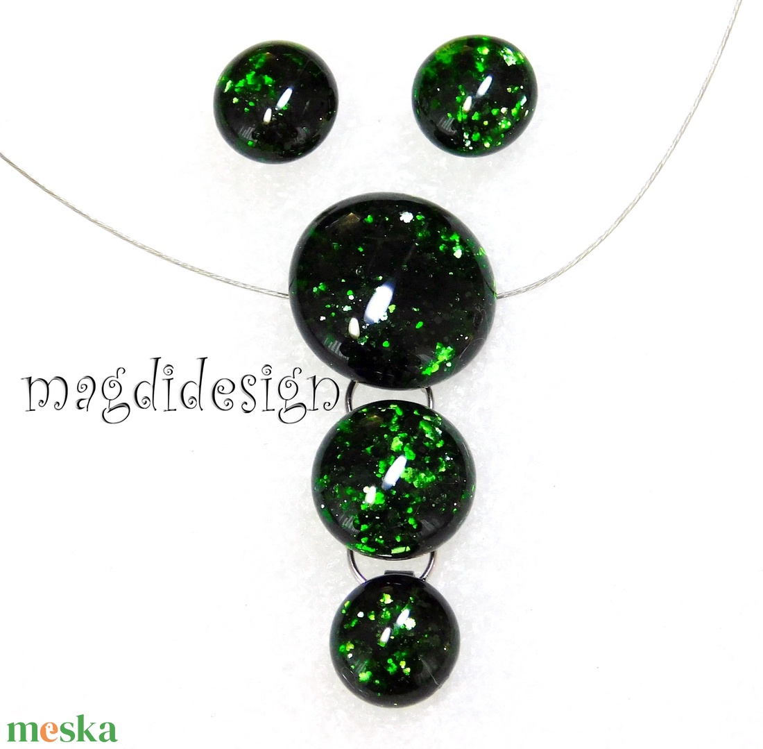 Zöld aventurin csillogás üvegékszer szett, nyaklánc, stiftes fülbevaló - ékszer - ékszerszett - Meska.hu