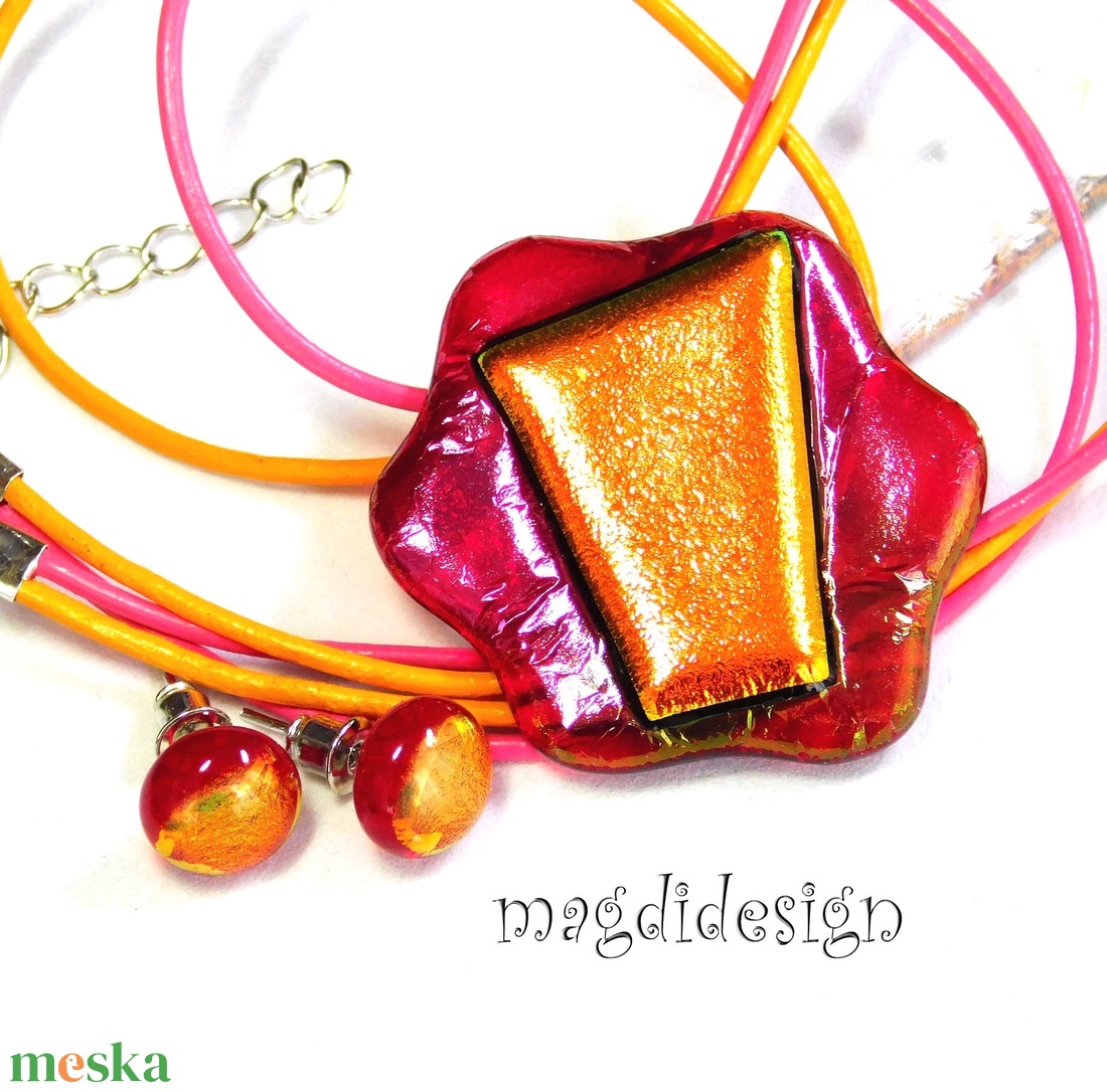Narancs-pink színváltós dichroic üvegékszer szett nyaklánc, stiftes fülbevaló  - ékszer - ékszerszett - Meska.hu