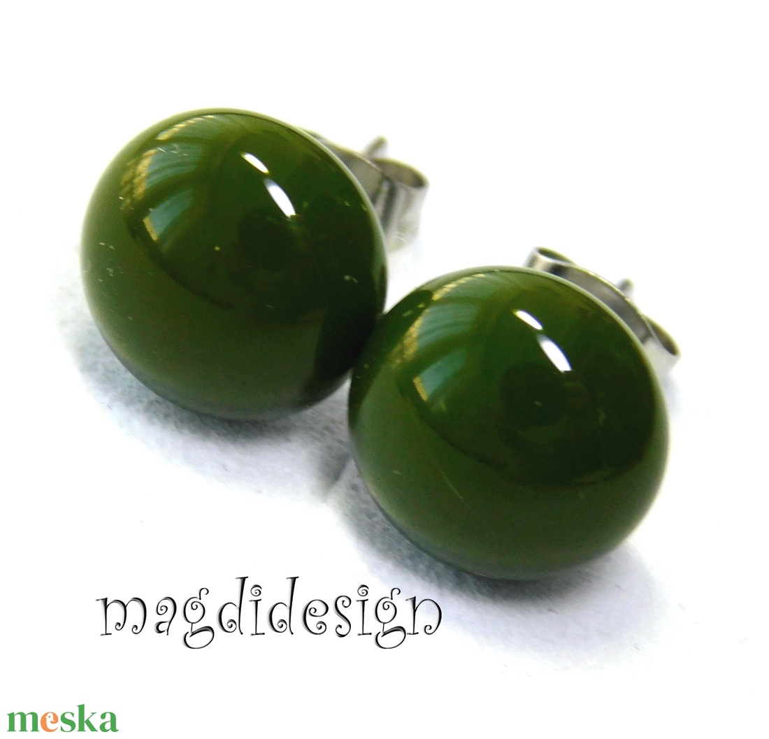 NEMESACÉL! Csodás mohazöld üvegékszer pötty  fülbevaló - ékszer - fülbevaló - pötty fülbevaló - Meska.hu