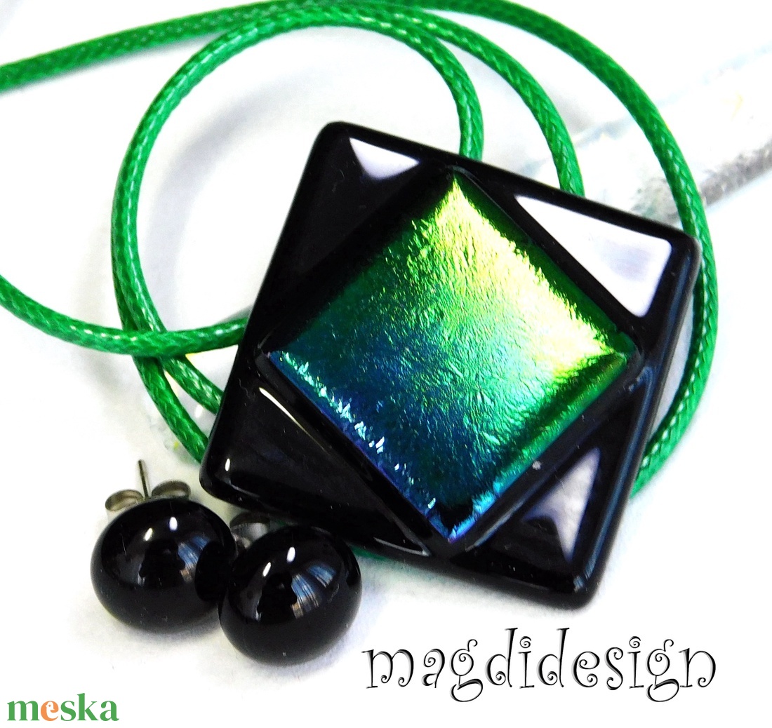 Kék-zöld eozin feketén üvegékszer szett nyaklánc stiftes fülbevaló 1 - ékszer - ékszerszett - Meska.hu