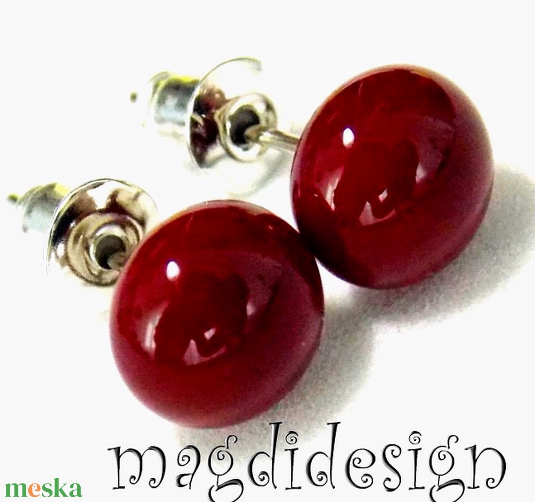 NEMESACÉL!  Meggybordó üvegékszer stiftes fülbevaló  - ékszer - fülbevaló - pötty fülbevaló - Meska.hu