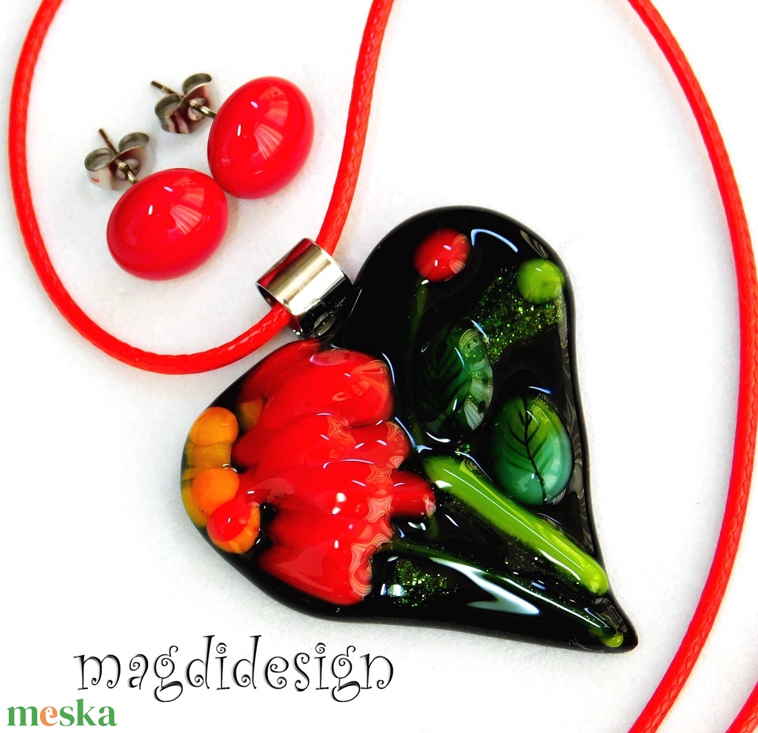 Fekete piros virágos szív üvegékszer szett, nyaklánc, pötty fülbevaló 2 - ékszer - ékszerszett - Meska.hu