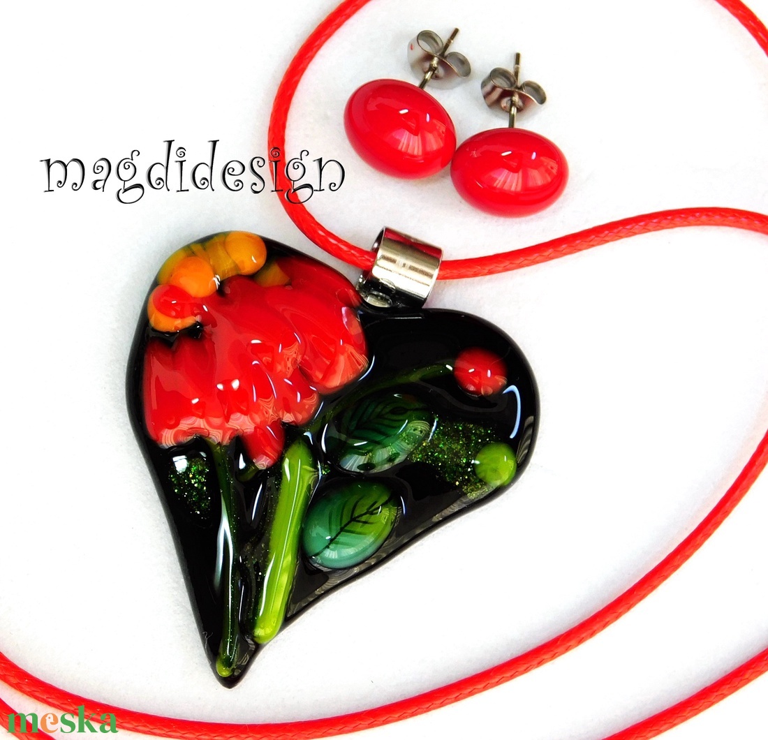 Fekete piros virágos szív üvegékszer szett, nyaklánc, pötty fülbevaló 2 - ékszer - ékszerszett - Meska.hu