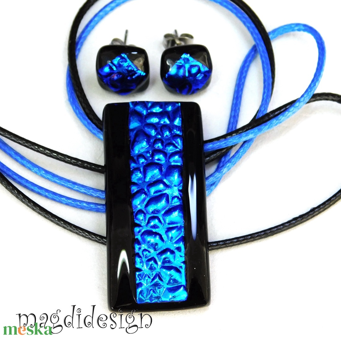 Kék kavicsok feketén dichroic üvegékszer szett pötty fülbevaló - ékszer - ékszerszett - Meska.hu