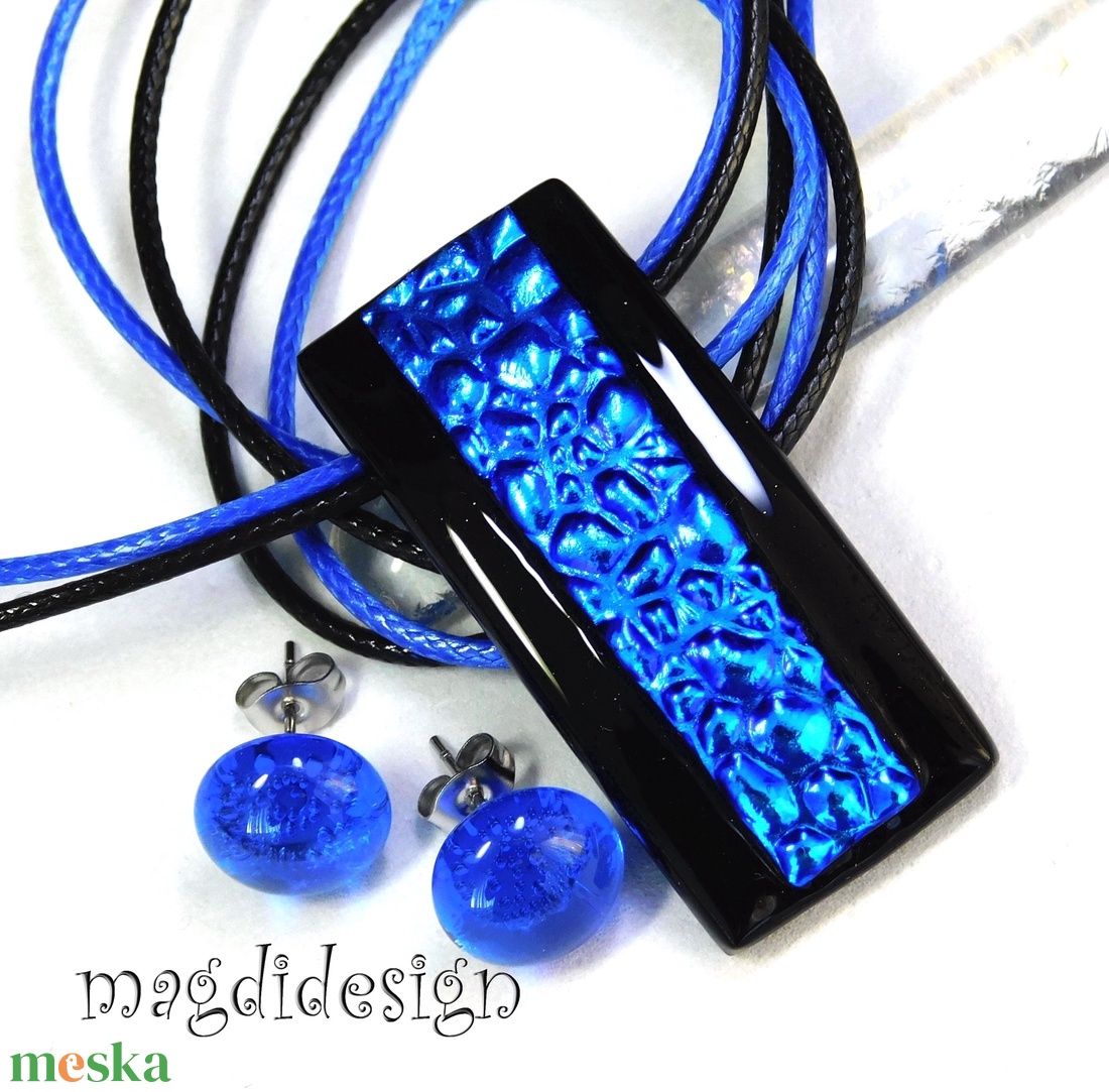 Kék kavicsok feketén dichroic üvegékszer szett pötty fülbevaló - ékszer - ékszerszett - Meska.hu