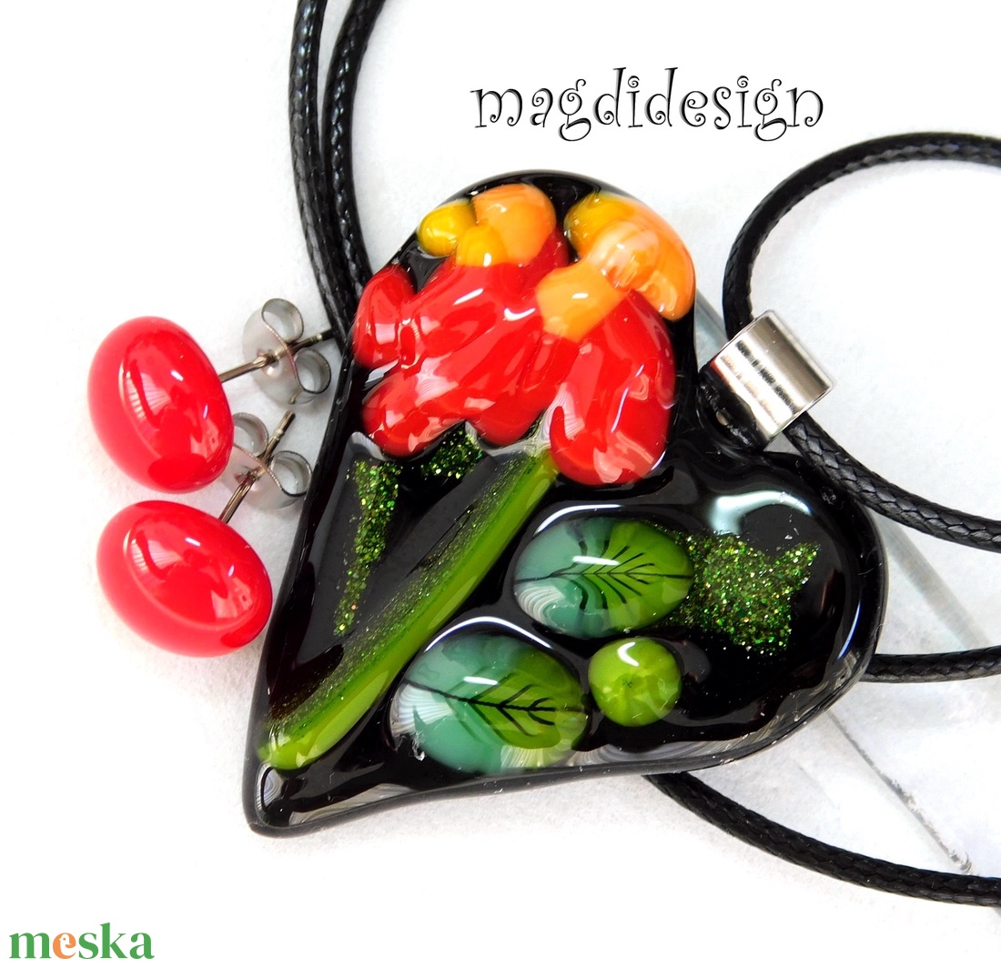 Fekete piros virágos szív üvegékszer szett, nyaklánc, pötty fülbevaló 3 - ékszer - ékszerszett - Meska.hu