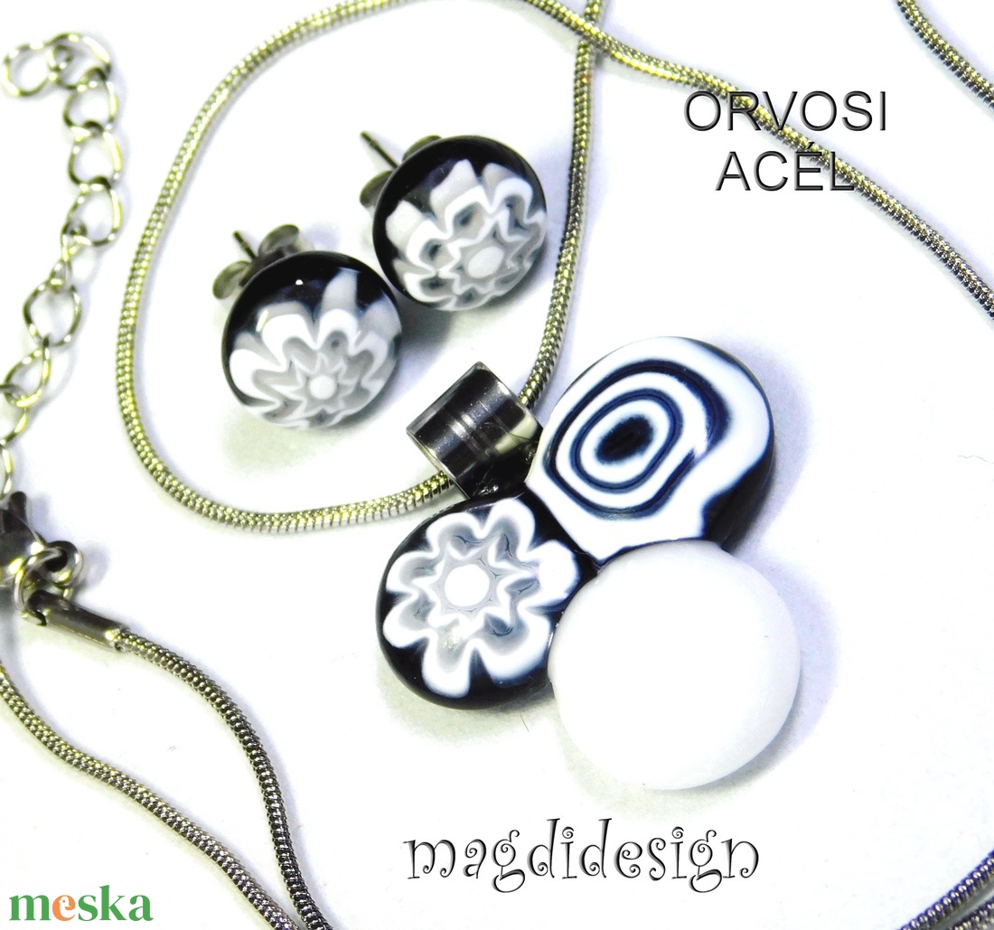 Fekete-fehér bogyós színtrió üvegékszer szett nyaklánc stiftes fülbevaló 1 - ékszer - ékszerszett - Meska.hu