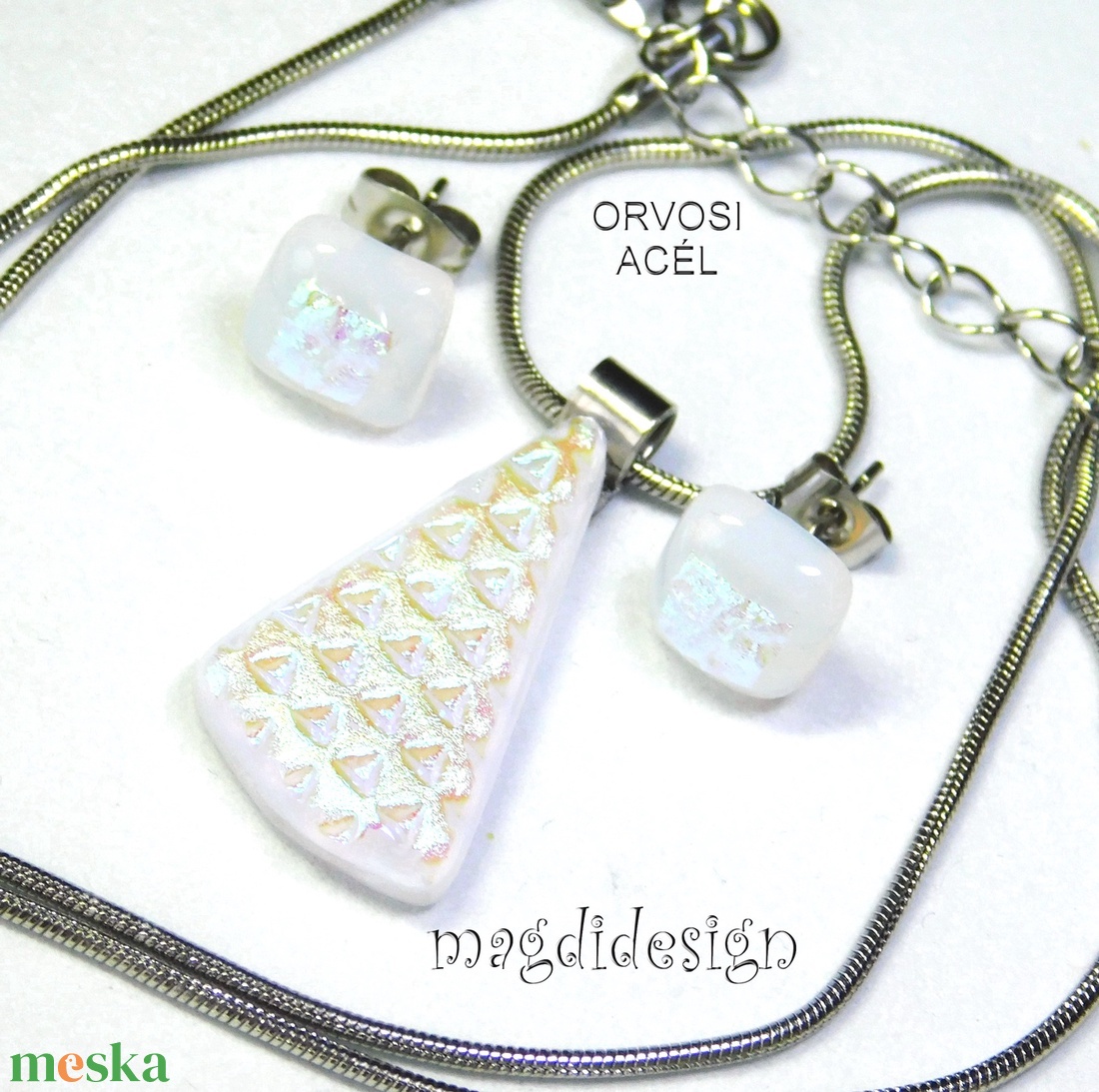 Fehér dichroic üvegékszer szett nyaklánc stiftes fülbevaló 2 - ékszer - ékszerszett - Meska.hu