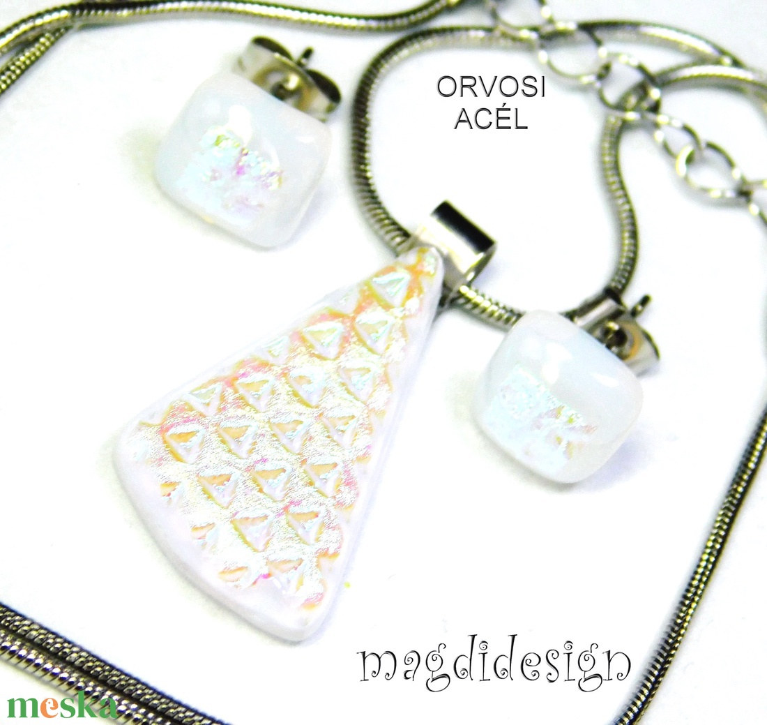 Fehér dichroic üvegékszer szett nyaklánc stiftes fülbevaló 2 - ékszer - ékszerszett - Meska.hu