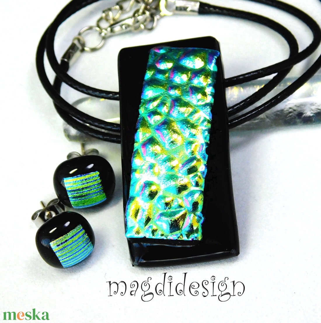 Türkizes kavicsok feketén dichroic üvegékszer szett pötty fülbevaló - ékszer - ékszerszett - Meska.hu