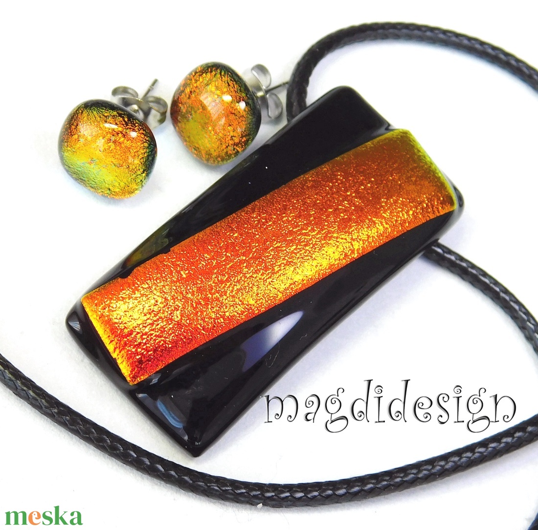 Tüzes narancs feketén dichroic üvegékszer szett stiftes fülbevaló 1 - ékszer - ékszerszett - Meska.hu