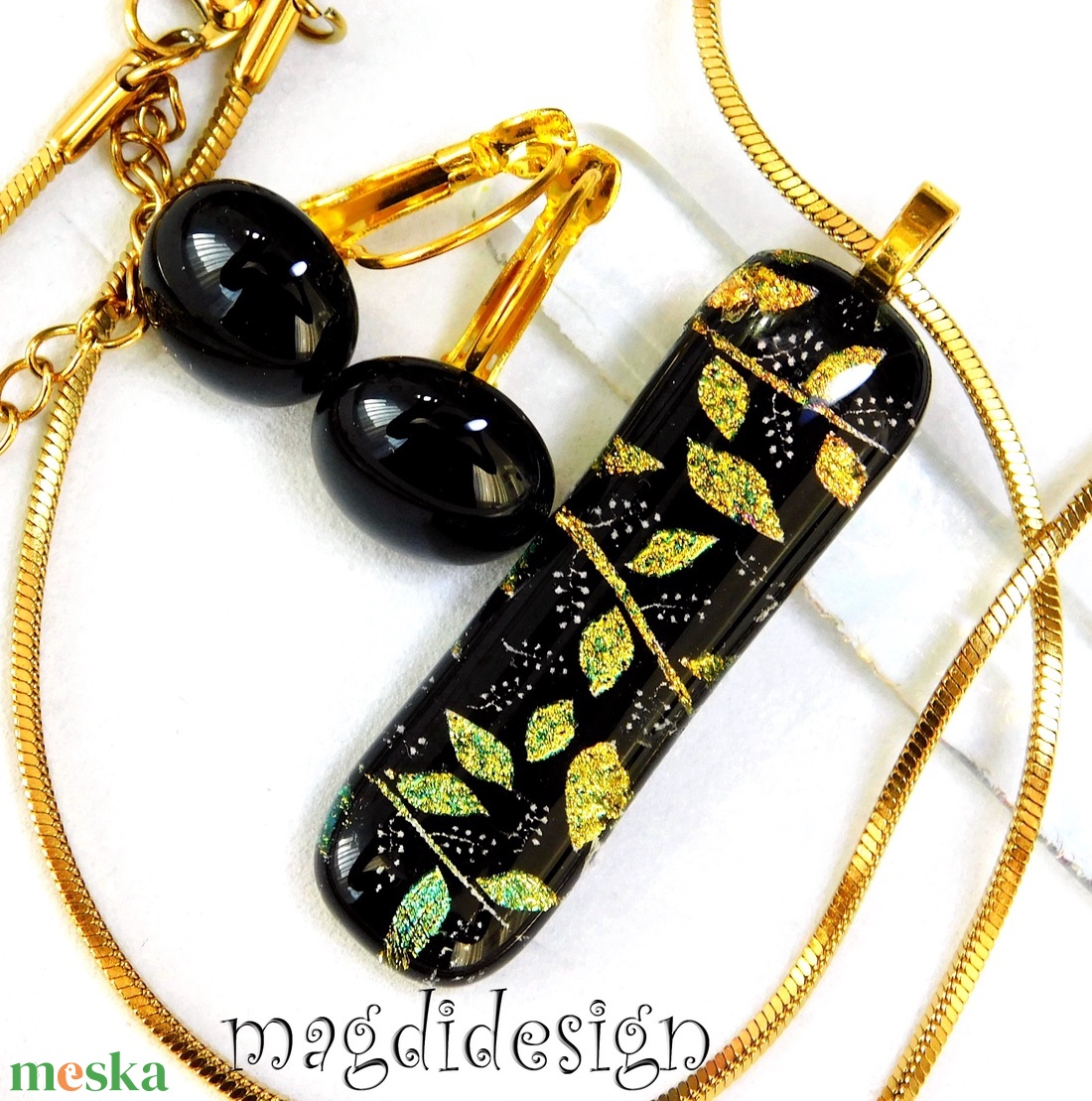 Rügyező ágak üvegékszer szett nyaklánc kapcsos fülbevaló - Valentin napra, Anyák napjára, Nőnapra - ékszer - ékszerszett - Meska.hu