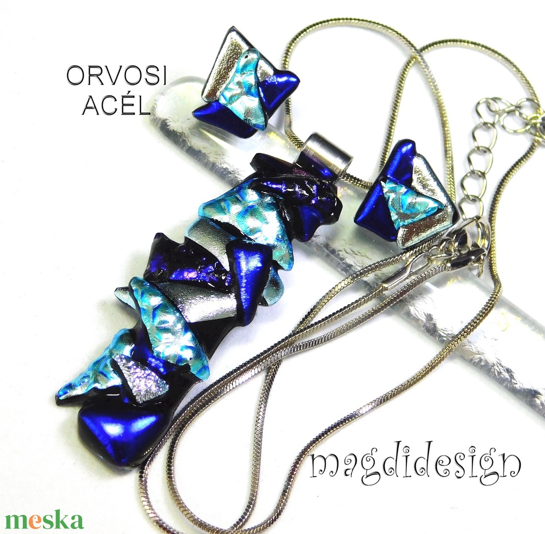 MAXI Ezüst-kék  borzaska dichroic üvegékszer szett nyaklánc stiftes fülbevaló1 - ékszer - ékszerszett - Meska.hu