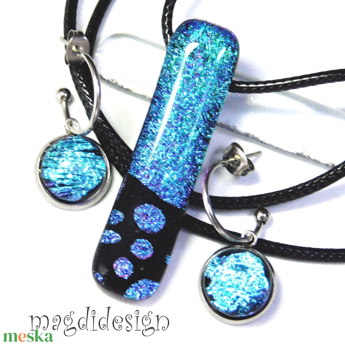 Univerzum türkiz-rózsaszín fekete üvegékszer szett, nyaklánc, lógó fülbevaló - ékszer - ékszerszett - Meska.hu
