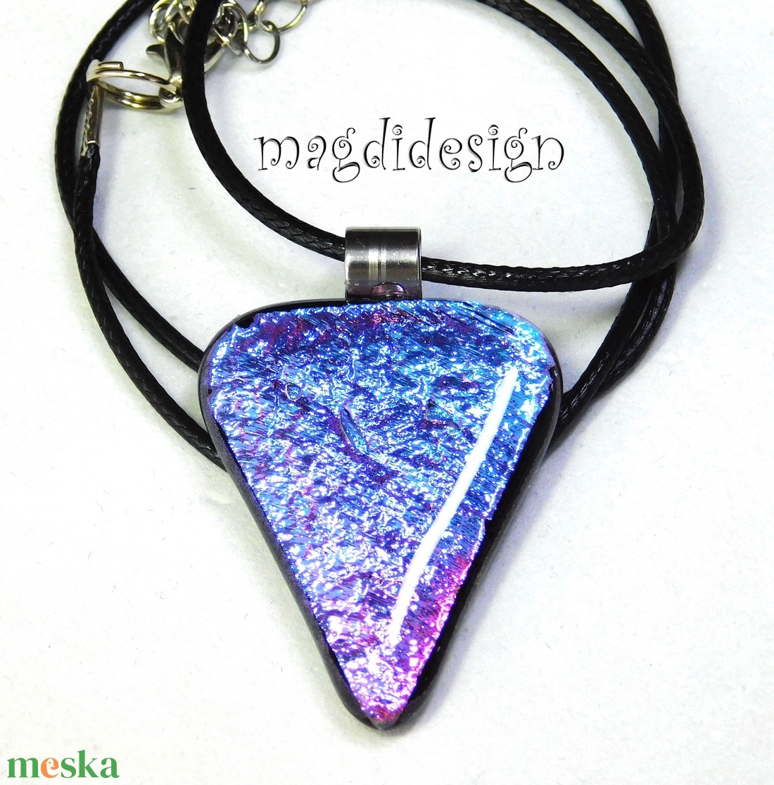 Kristályos, színjátszó kék üvegékszer nyaklánc - ékszer - nyaklánc - medálos nyaklánc - Meska.hu