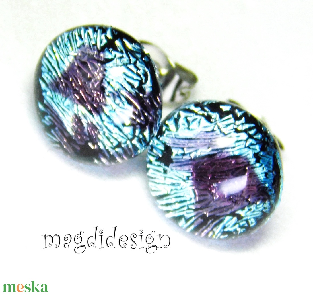 NEMESACÉL! Ezüst bíbor színjáték dichroic üvegékszer pötty fülbevaló - ékszer - fülbevaló - pötty fülbevaló - Meska.hu