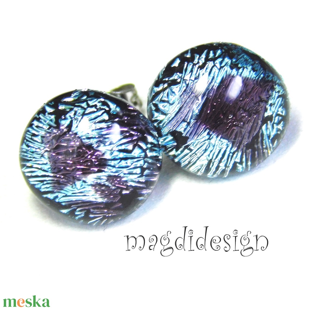 NEMESACÉL! Ezüst bíbor színjáték dichroic üvegékszer pötty fülbevaló - ékszer - fülbevaló - pötty fülbevaló - Meska.hu