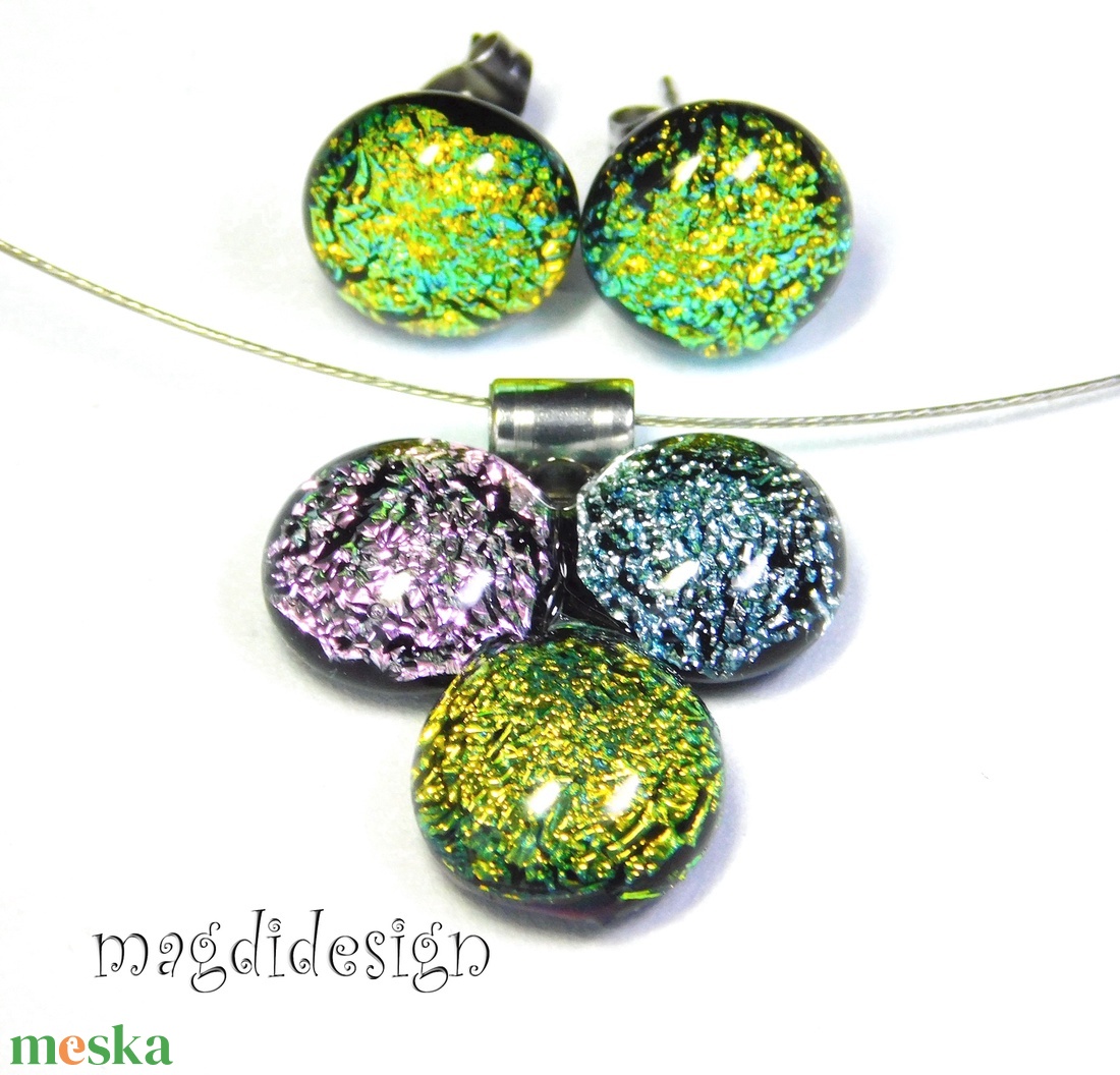 Arany-ezüst-rózsaszín dichroic bogyós színtrió üvegékszer szett nyaklánc stiftes fülbevaló - ékszer - ékszerszett - Meska.hu