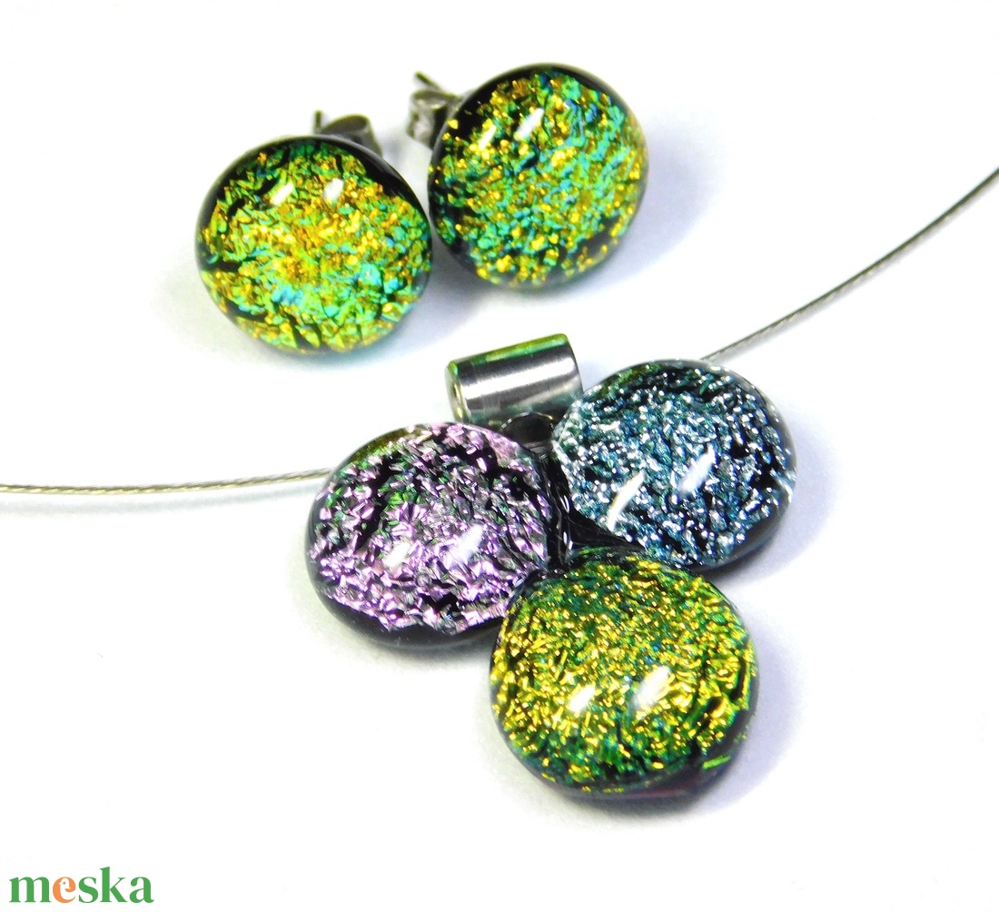 Arany-ezüst-rózsaszín dichroic bogyós színtrió üvegékszer szett nyaklánc stiftes fülbevaló - ékszer - ékszerszett - Meska.hu