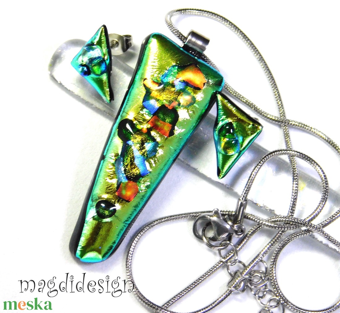 NEMESACÉL! Zöld köves színjáték dichroic üvegékszer szett nyaklánc fülbevaló - ékszer - ékszerszett - Meska.hu