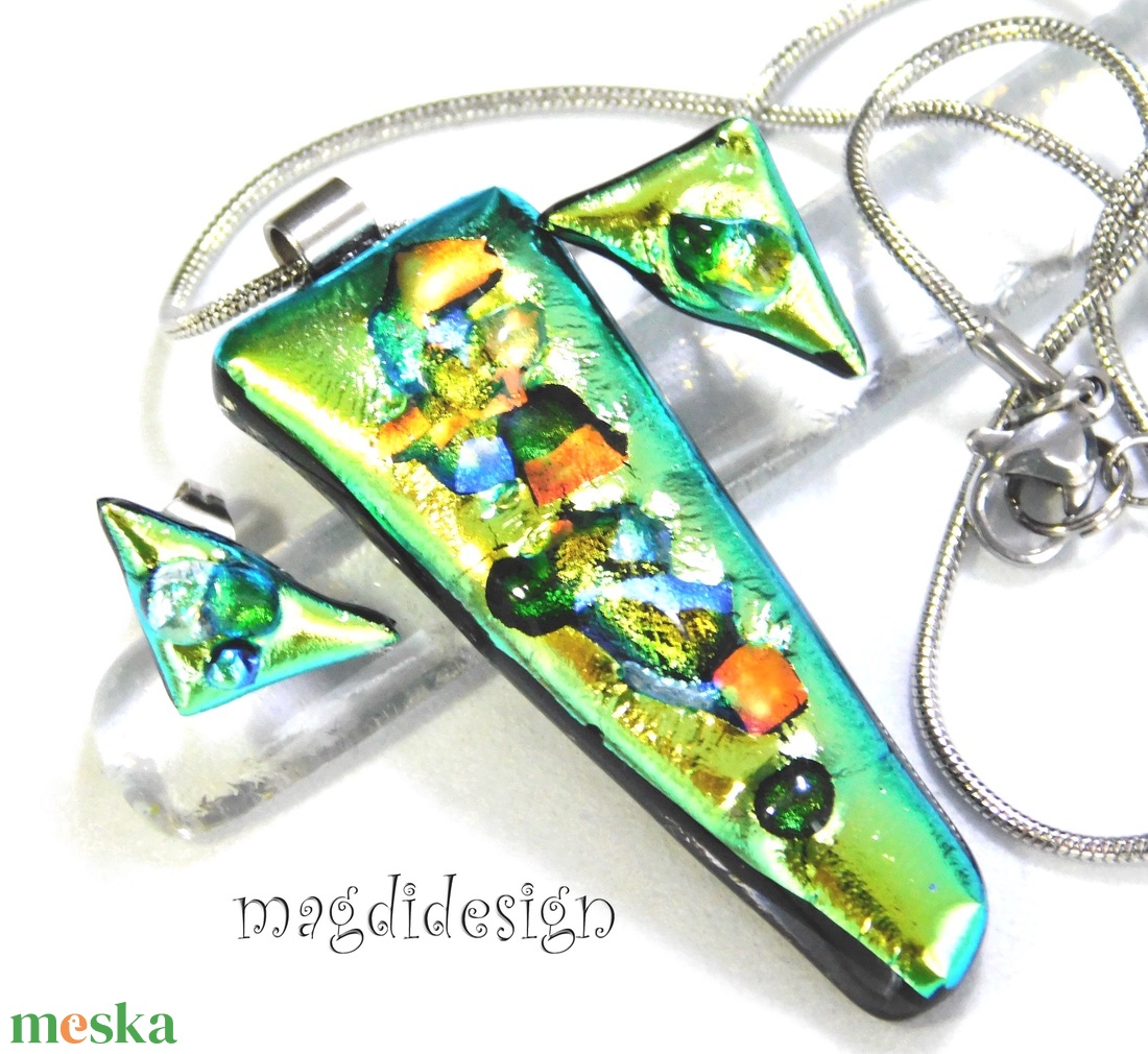 NEMESACÉL! Zöld köves színjáték dichroic üvegékszer szett nyaklánc fülbevaló - ékszer - ékszerszett - Meska.hu