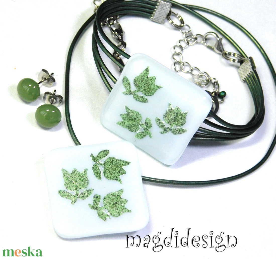 Tulipánkert üvegékszer szett nyaklánc, karkötő, stiftes fülbevaló  - ékszer - ékszerszett - Meska.hu