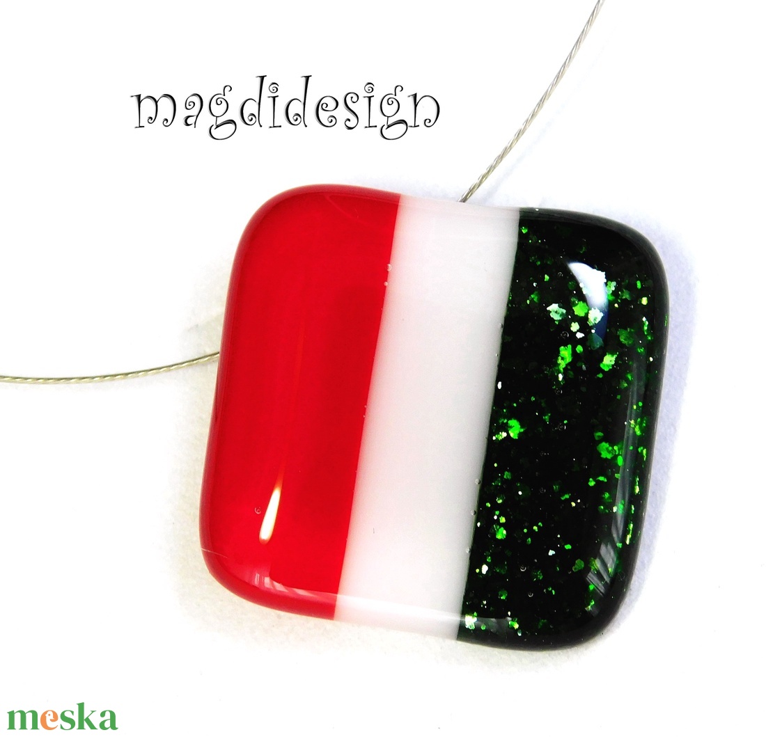 Nemzeti színű üvegékszer nyaklánc -- Kokárda - ékszer - nyaklánc - medál - Meska.hu