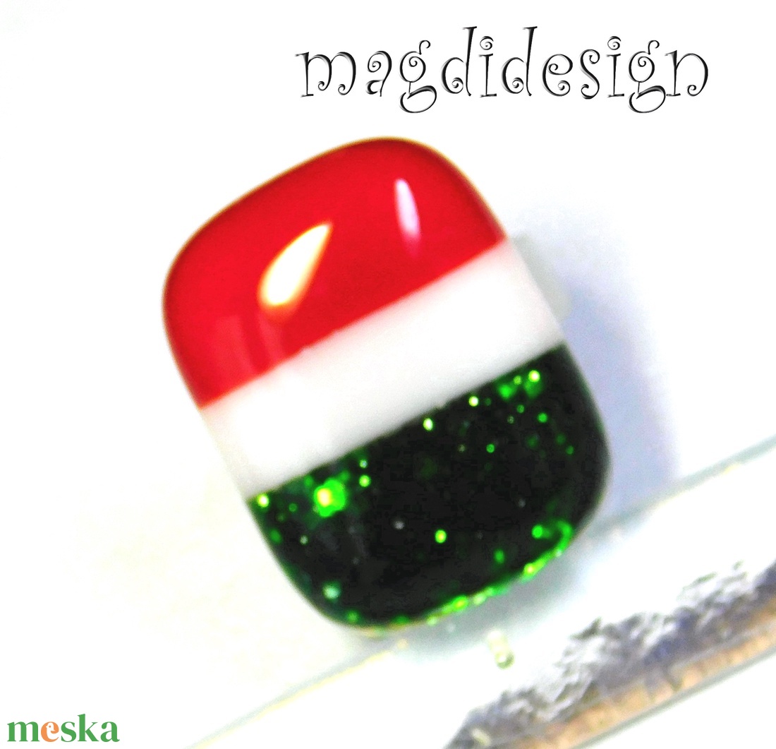 Nemzeti színű üvegékszer gyűrű -- Kokárda - ékszer - gyűrű - statement gyűrű - Meska.hu