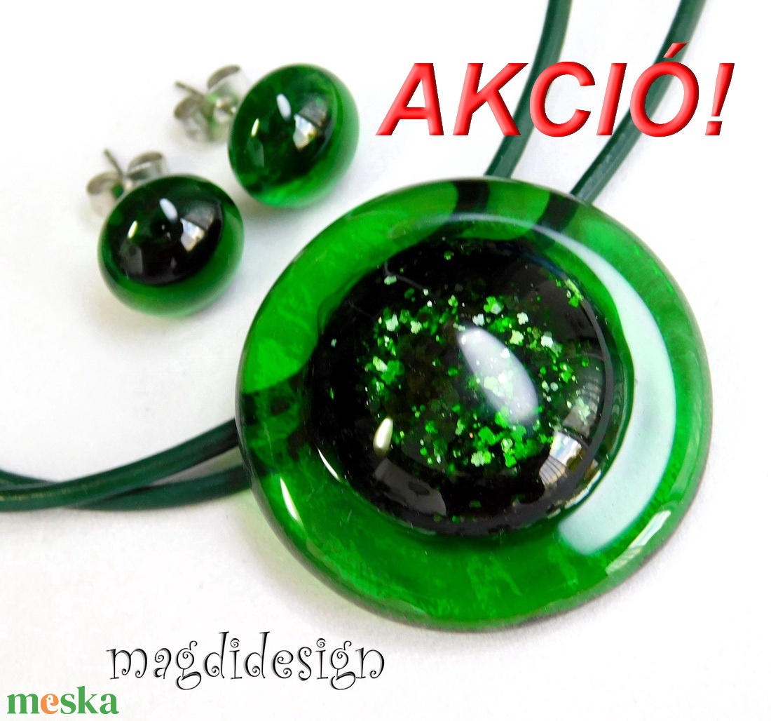 Zöld aventurin-fűzöld csillogás üvegékszer szett, nyaklánc, stiftes fülbevaló - ékszer - ékszerszett - Meska.hu