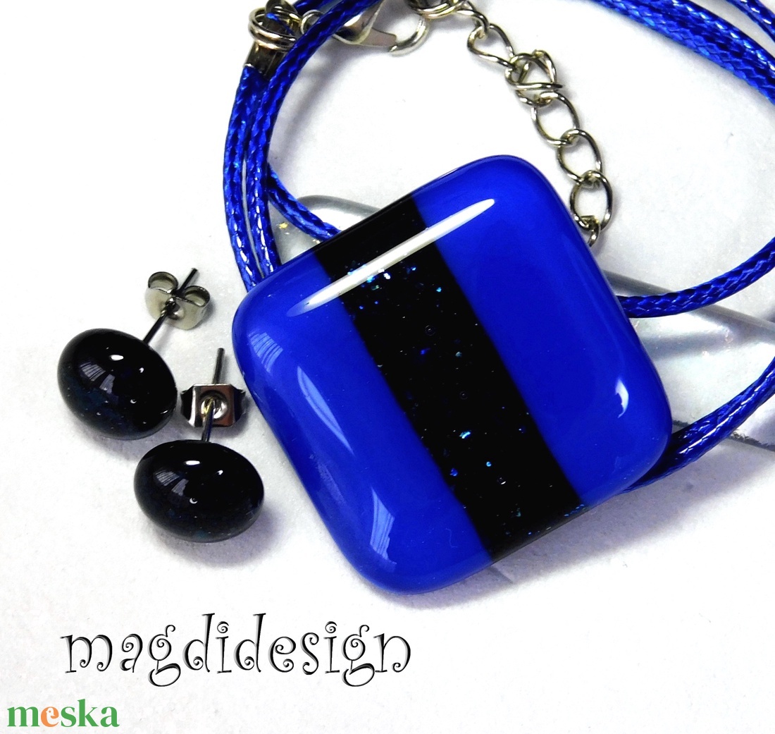 Király-kék aventurin csíkos üvegékszer szett, nyaklánc, pötty fülbevaló - ékszer - ékszerszett - Meska.hu