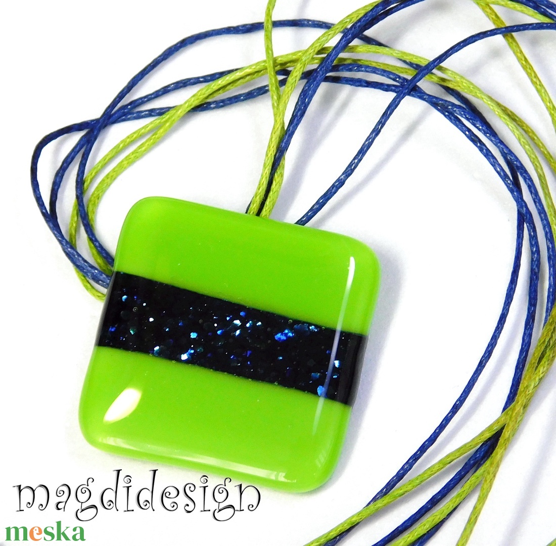 Zöld-kék aventurin csíkos üvegékszer nyaklánc - ékszer - nyaklánc - medálos nyaklánc - Meska.hu