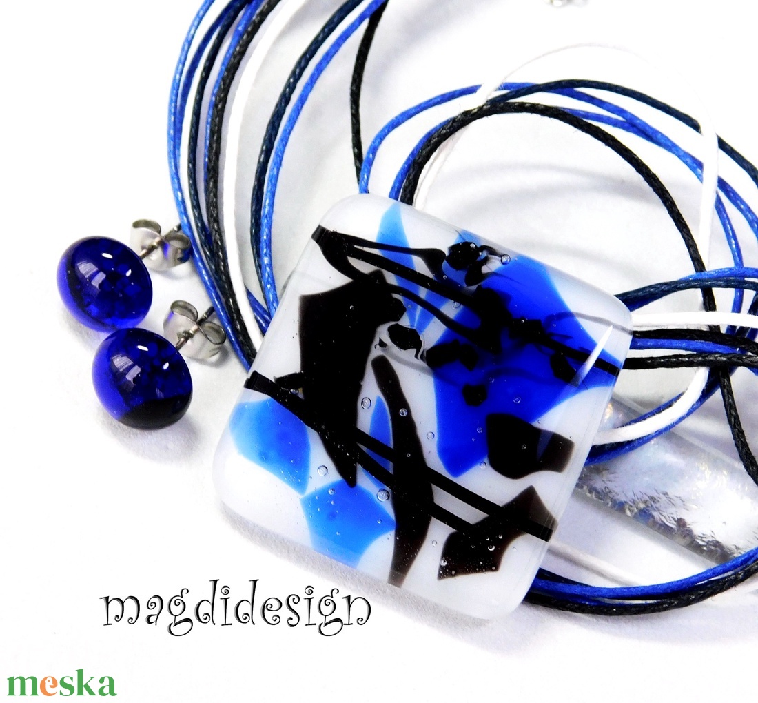 AKCIÓS! Fekete-kék harmónia üvegékszer szett nyaklánc, stiftes fülbevaló  - ékszer - ékszerszett - Meska.hu